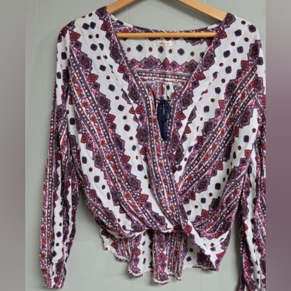Hollister Red Long Sleeve Tie Front Blouse Size M